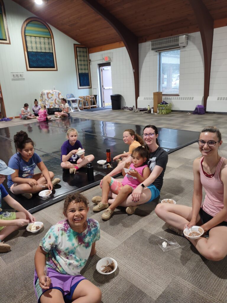 1721c33a-cf32-4ba3-a37f-4a5470e45486-768x1024