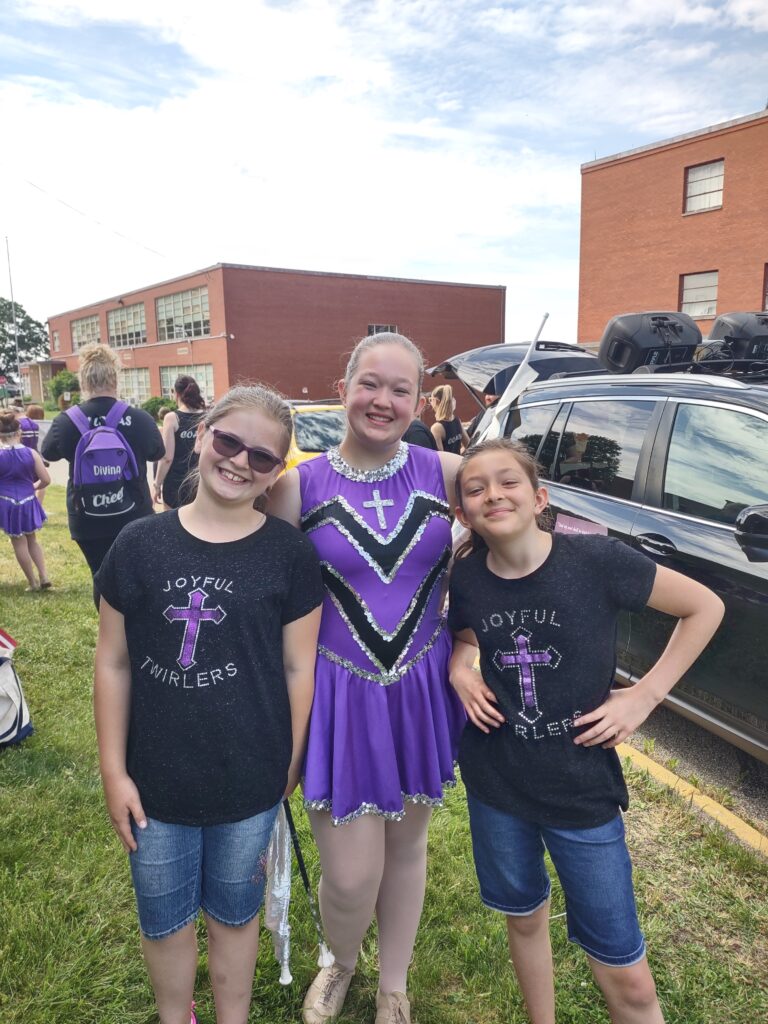 3a3e9a45-10a2-4f28-b55e-1566512bc7e6-768x1024