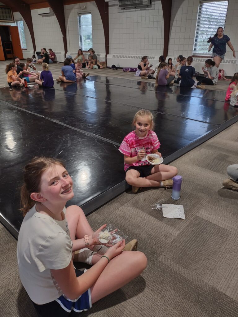 63d888f9-5dc0-45e6-9fa7-5ca7581f2370-768x1024