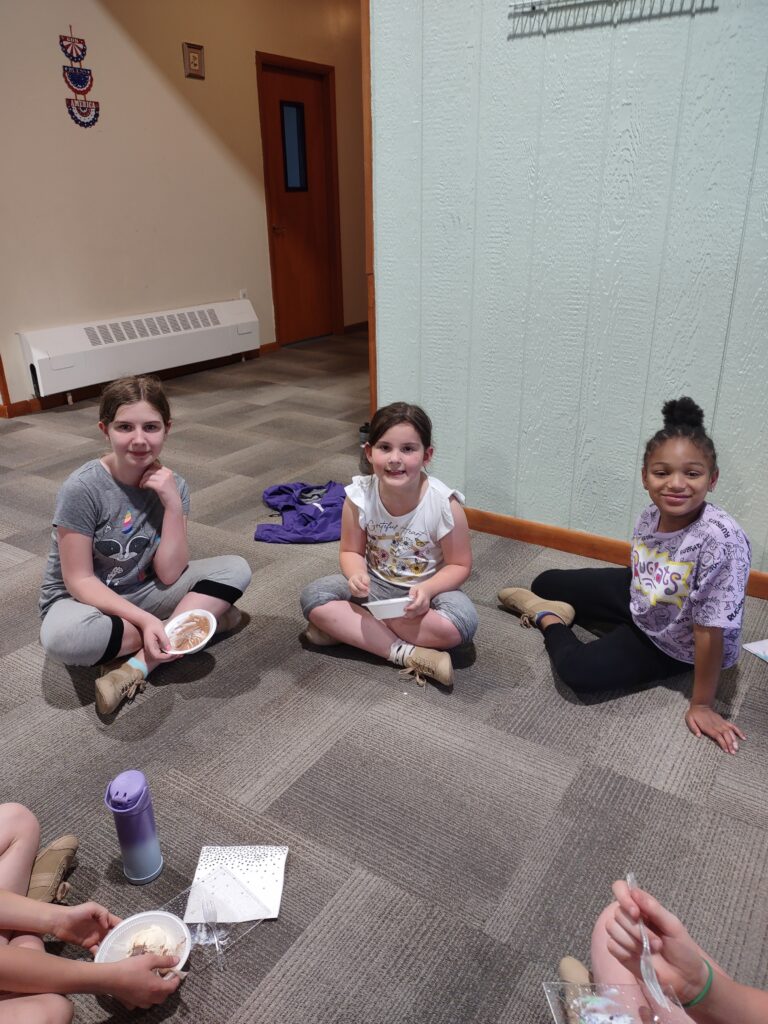 7a17b004-25a2-40b3-bb33-d02c637ba5a9-768x1024