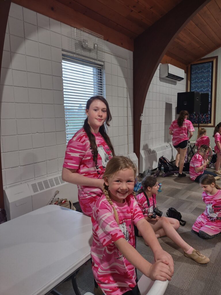 913a2a65-1141-4cad-8a89-9b4ccb9df7e9-768x1024