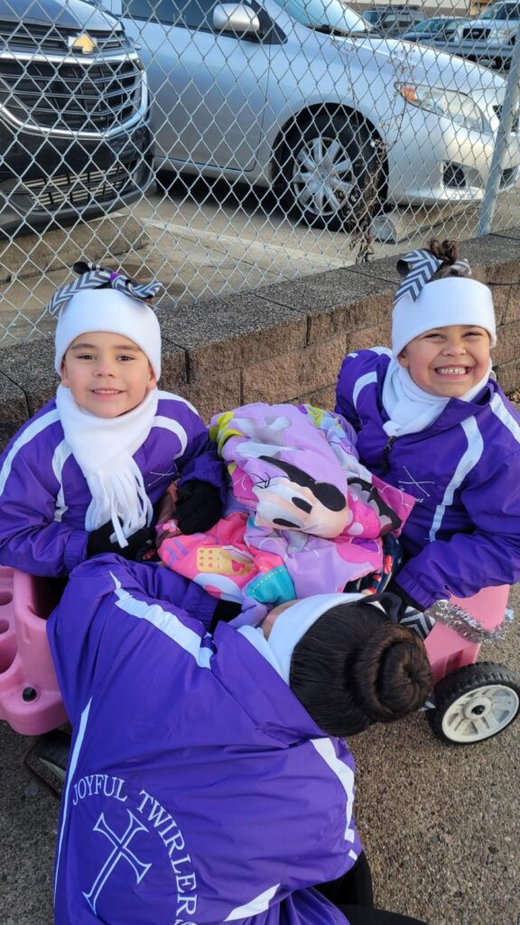 996a5d00-2e86-42c2-931d-181a4ed63762-576x1024