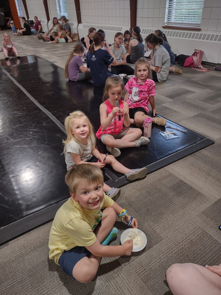 a675ee13-1699-4d56-9e3c-15c6f5210ba0-768x1024