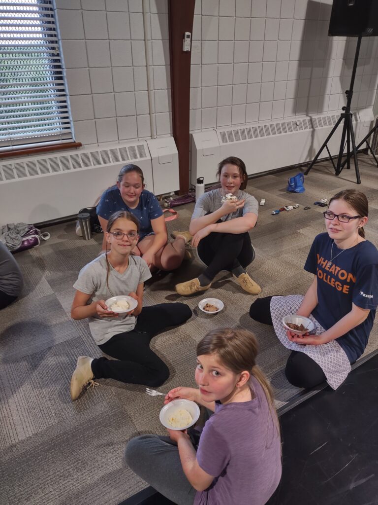 bac88709-8f30-47fe-800e-c8bee0bd4131-768x1024